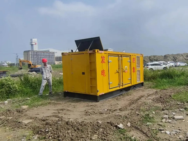 城区200KW柴油发电机机组每小时的油耗量受哪些因素影响?